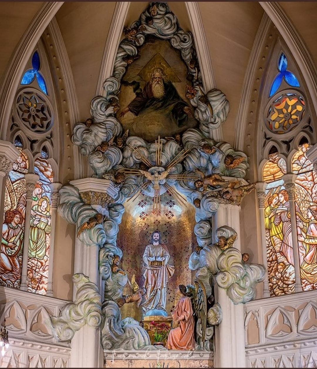 Altar mayor de Cachito de Cielo