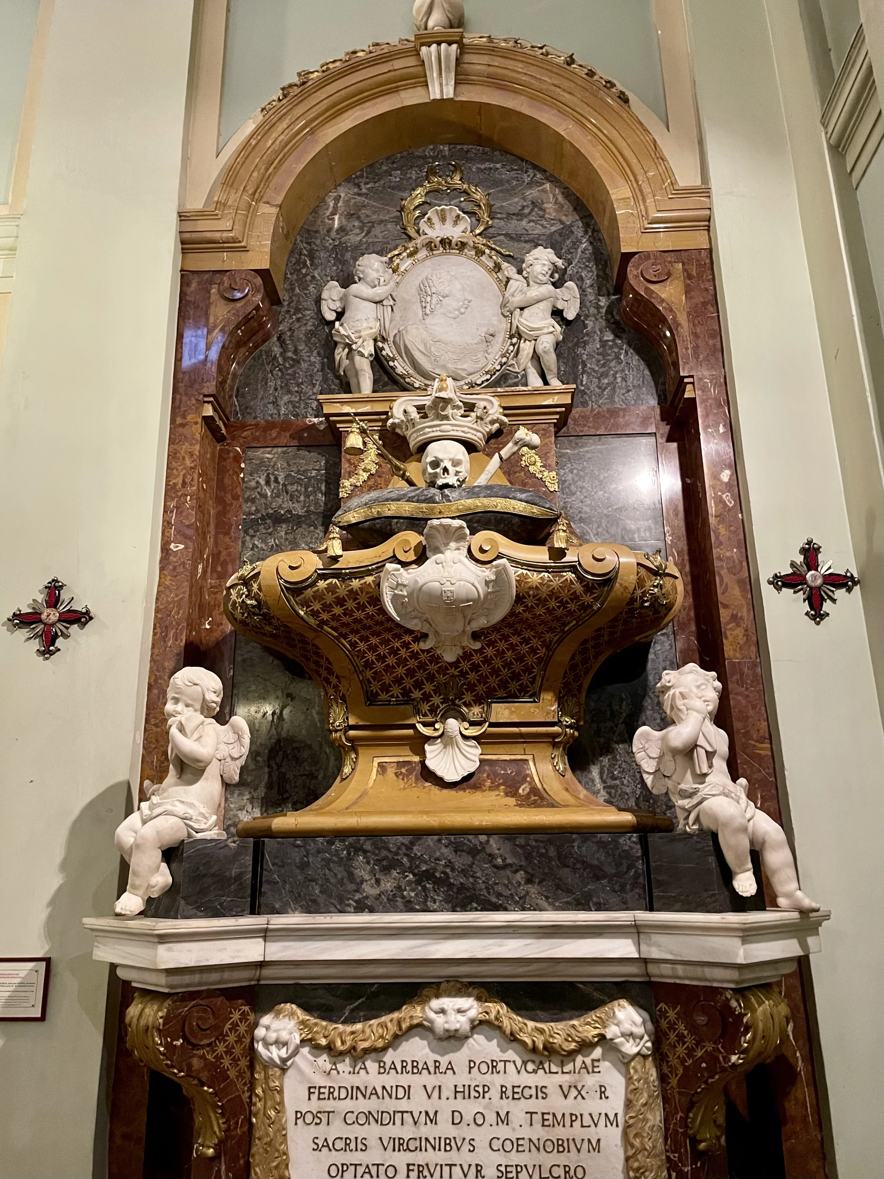Sepulcro de Bárbara de Braganza